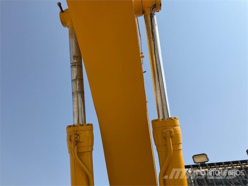 Komatsu PC400-7 Tracked Excavator Roomikekskavaatorid