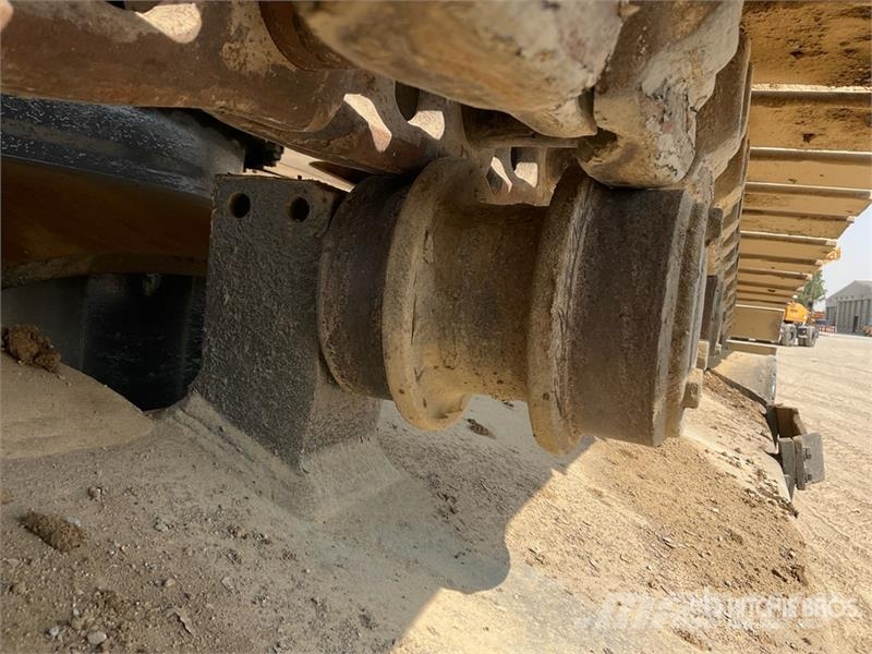 Komatsu PC400-7 Tracked Excavator Roomikekskavaatorid