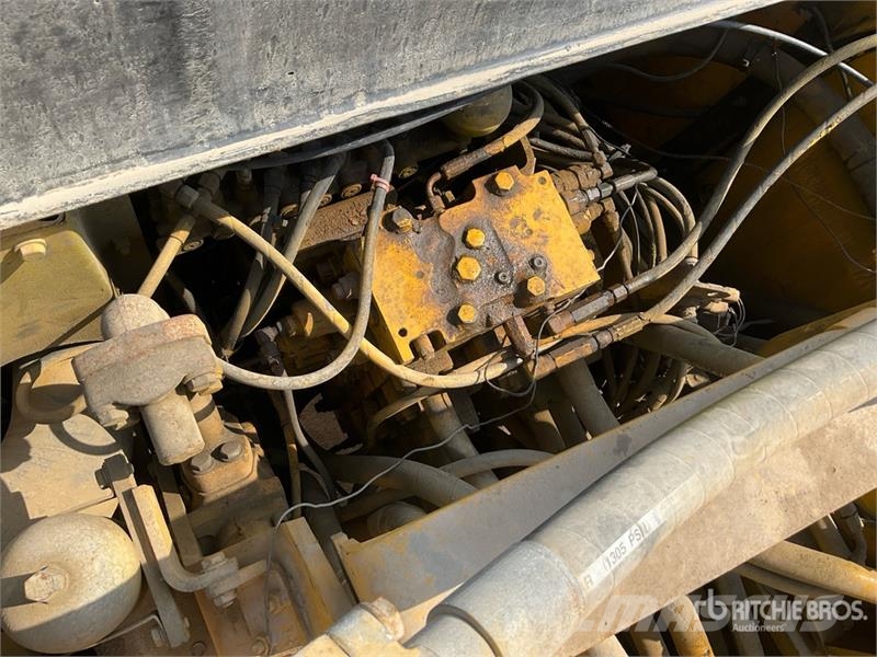 Komatsu PC400-7 Tracked Excavator Roomikekskavaatorid