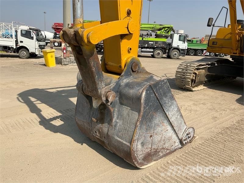 Komatsu PC400-7 Tracked Excavator Roomikekskavaatorid