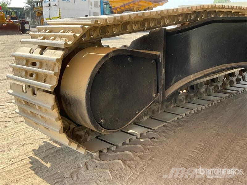 Komatsu PC400-7 Tracked Excavator Roomikekskavaatorid