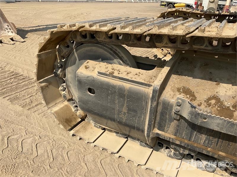 Komatsu PC400-7 Tracked Excavator Roomikekskavaatorid