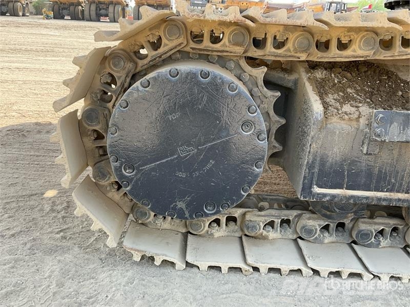 Komatsu PC400-7 Tracked Excavator Roomikekskavaatorid