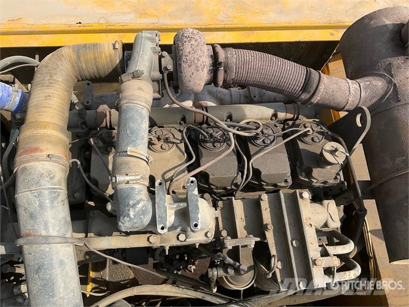 Komatsu PC400-7 Tracked Excavator Roomikekskavaatorid