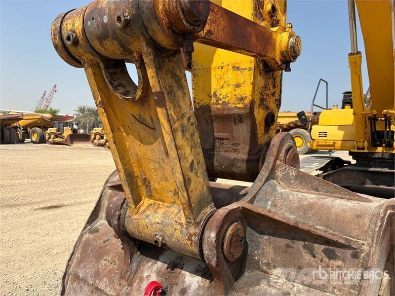 Komatsu PC400-8R Tracked Excavator حفارات زحافة