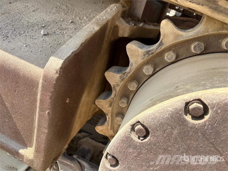 Komatsu PC400 Tracked Excavator حفارات زحافة
