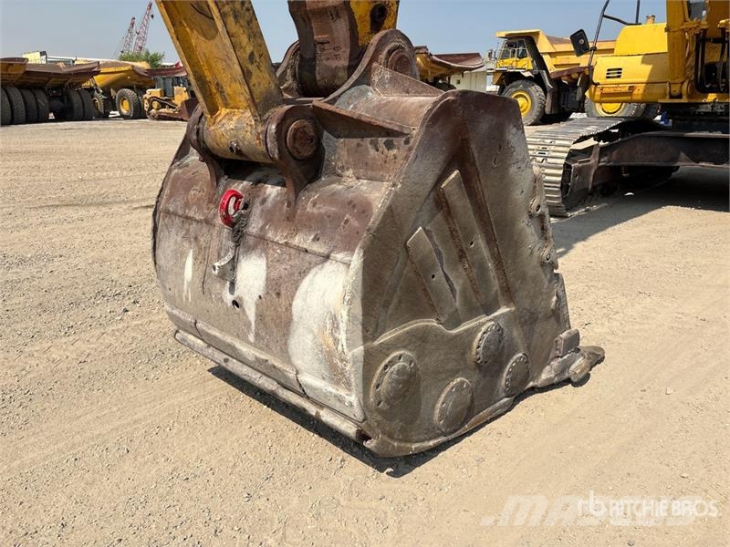 Komatsu PC400 Tracked Excavator حفارات زحافة