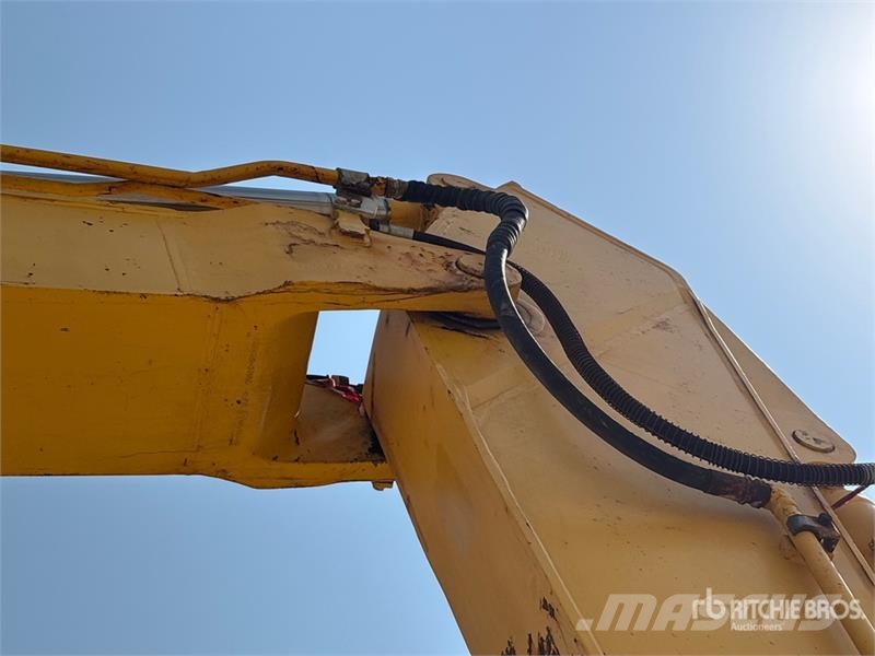 Komatsu PC400 Tracked Excavator حفارات زحافة