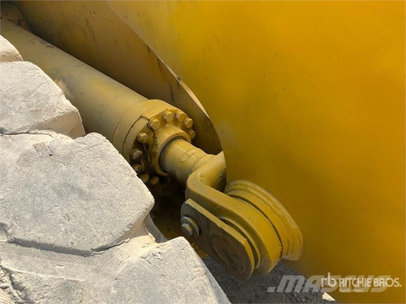 Komatsu WA420-3 Gumikerekes homlokrakodók