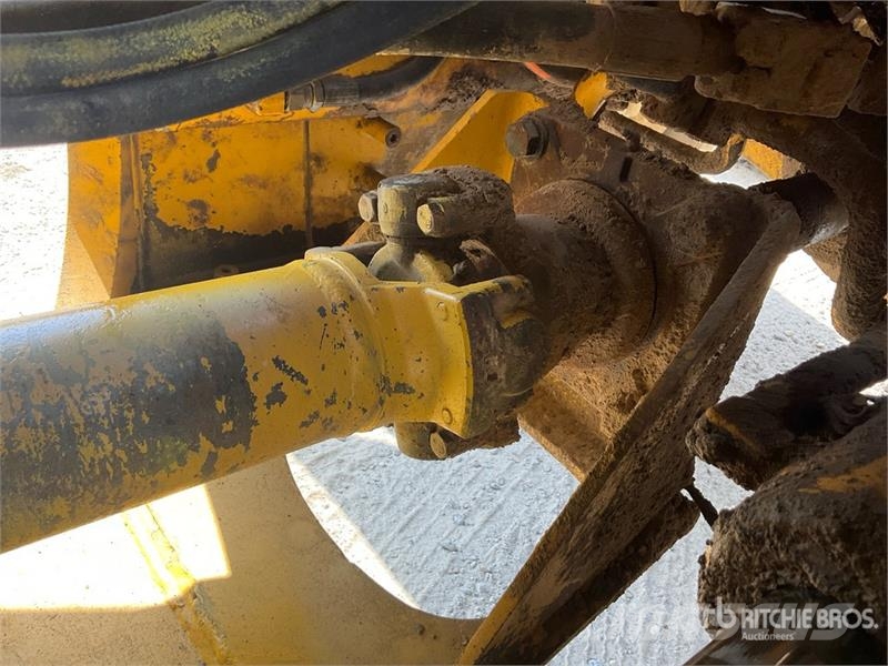 Komatsu WA420-3 Gumikerekes homlokrakodók
