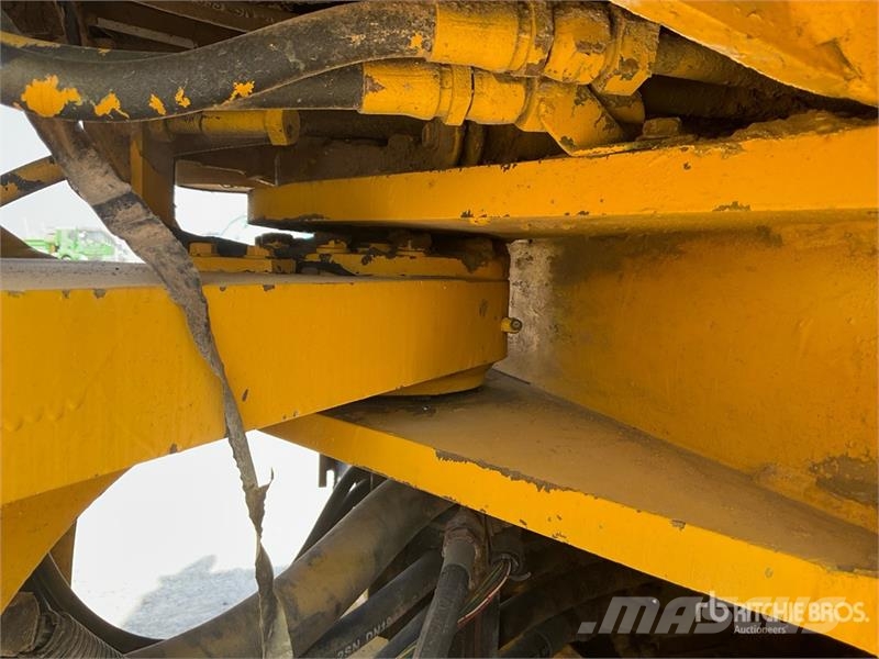 Komatsu WA420-3 Gumikerekes homlokrakodók