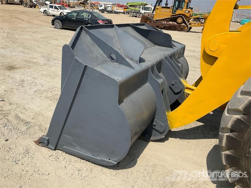 Komatsu WA420-3 Gumikerekes homlokrakodók