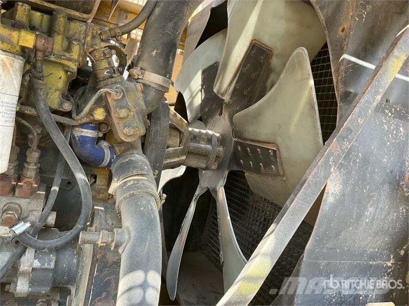 Komatsu WA420-3 Gumikerekes homlokrakodók