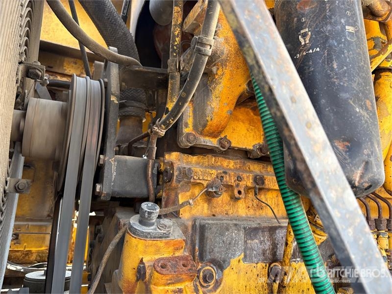 Komatsu WA470-3 Wheel Loader Rataslaadurid