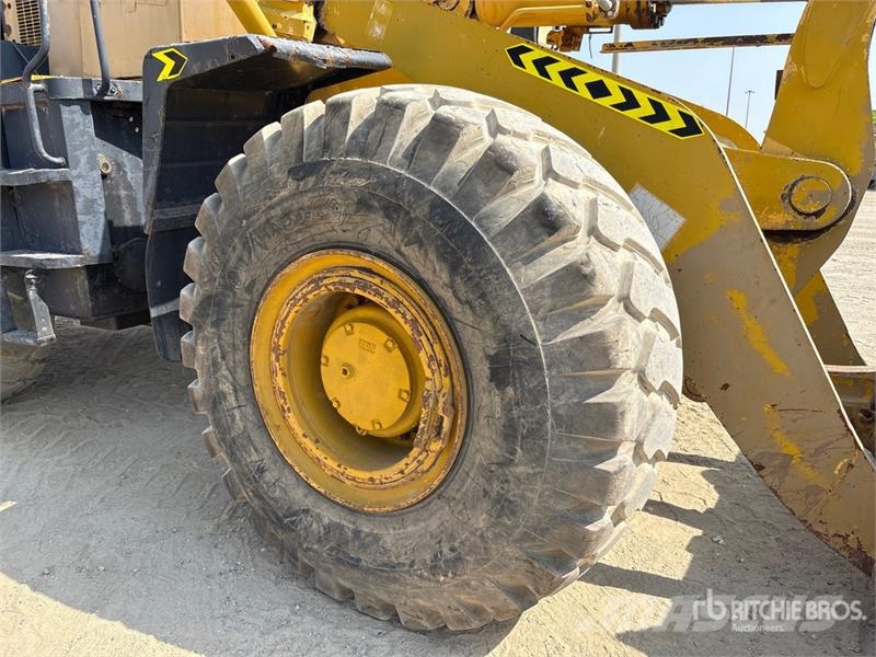 Komatsu WA470-3 Wheel Loader Rataslaadurid