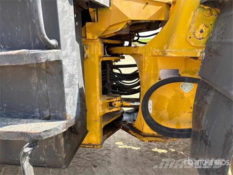 Komatsu WA470-3 Wheel Loader Rataslaadurid