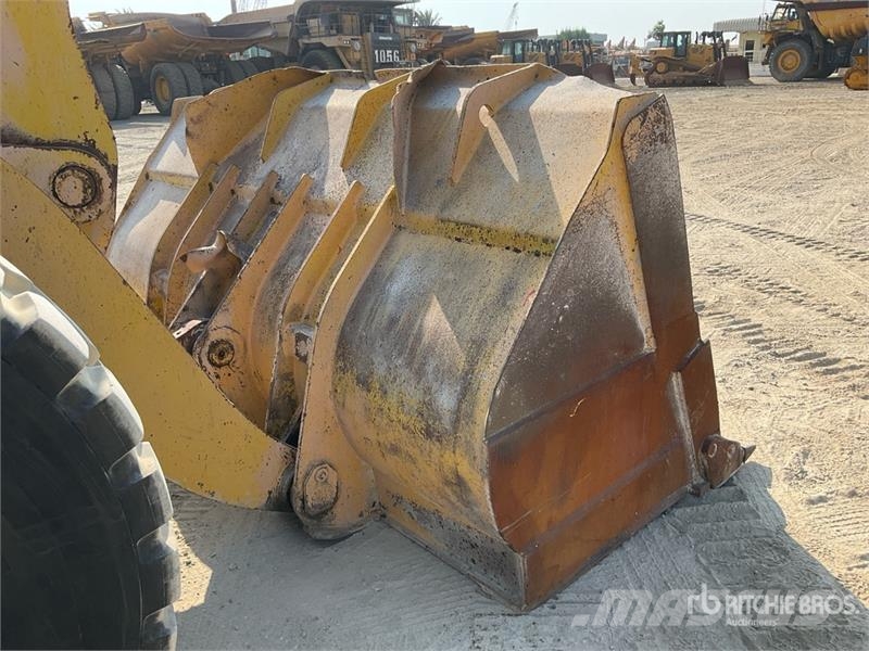 Komatsu WA470-5 لوادر بعجل