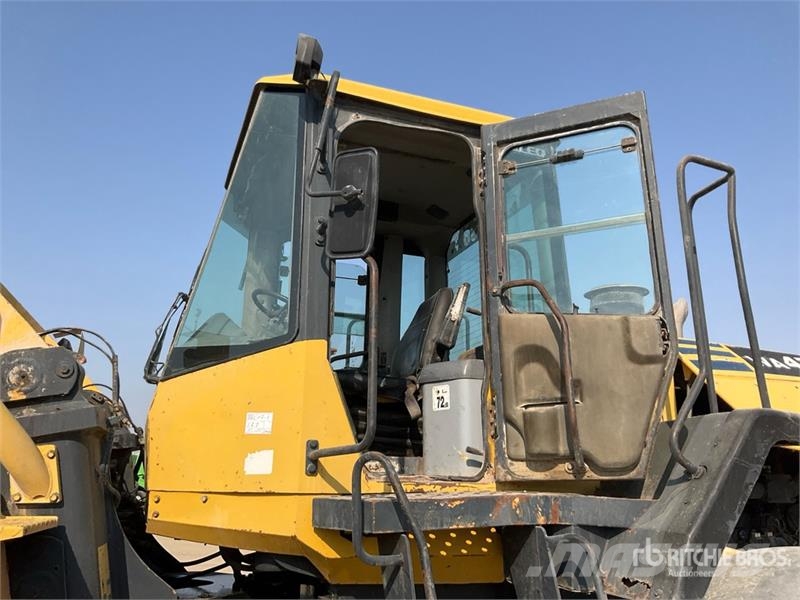 Komatsu WA470-5 لوادر بعجل