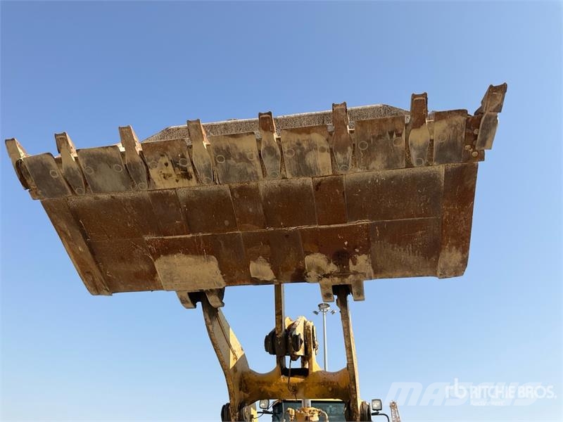 Komatsu WA470-5 لوادر بعجل