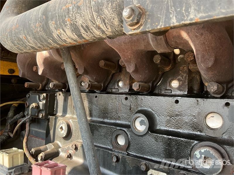 Komatsu WA470-5 لوادر بعجل