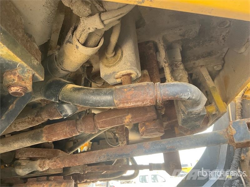 Komatsu WA470-5 Wheel Loader Utovarivači na kotačima