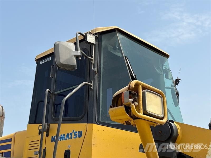 Komatsu WA470-6 Wheel Loader Utovarivači na kotačima