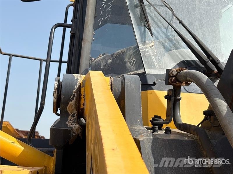 Komatsu WA470-6 Wheel Loader Utovarivači na kotačima