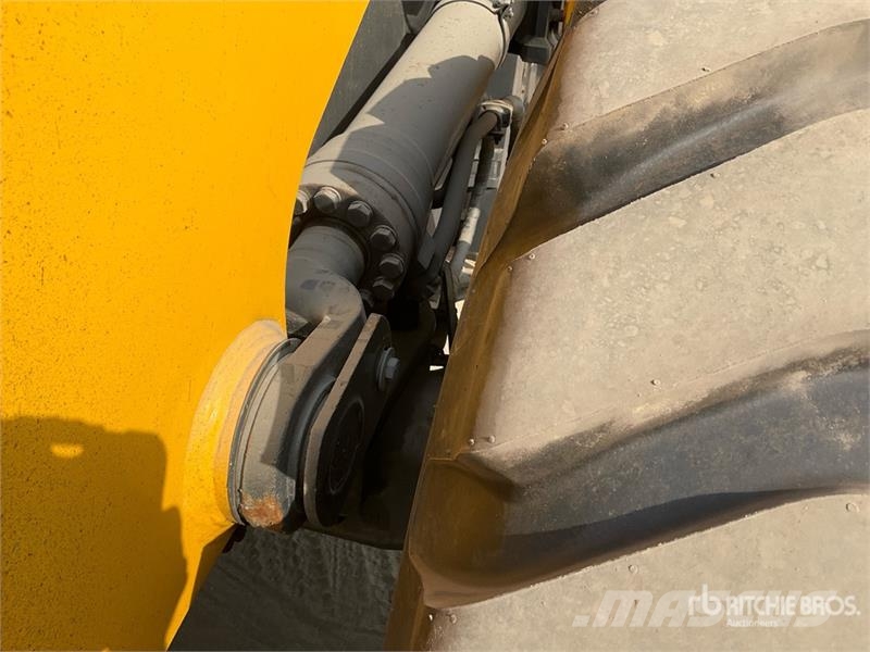 Komatsu WA470-6 Wheel Loader Utovarivači na kotačima
