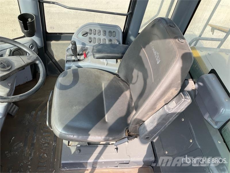 Komatsu WA470-6 Wheel Loader Utovarivači na kotačima