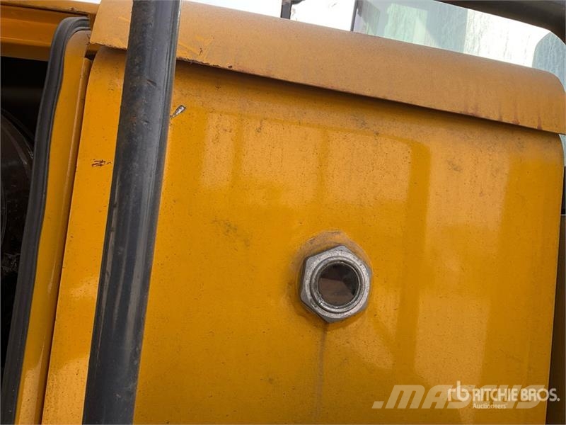 Komatsu WA470-6 Wheel Loader Utovarivači na kotačima