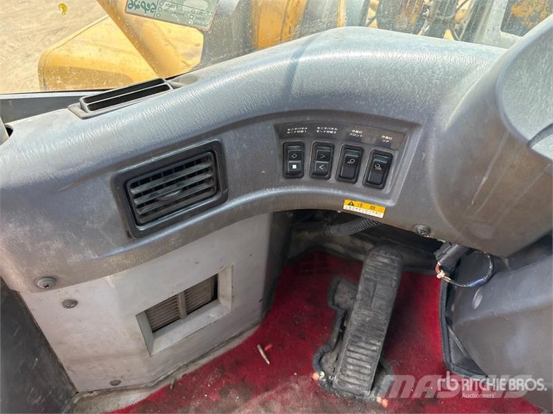 Komatsu WA470-6 Wheel Loader Utovarivači na kotačima