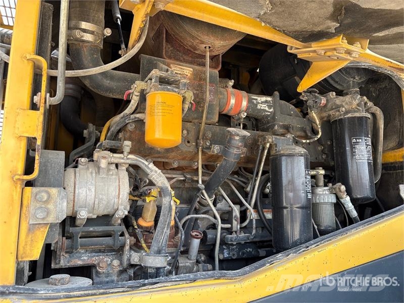 Komatsu WA470-6 Wheel Loader Utovarivači na kotačima