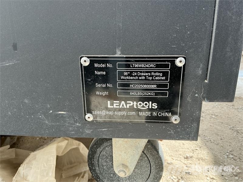  LEAP LT96WB24DRC 2440 mm 24-Drawer Workbench / Too Строителство - Други