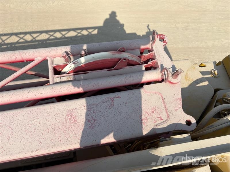 Liebherr LTM1080-1 80 ton 8x6x8 All Terrain Crane رافعات صالحة لكل أنواع الطرق