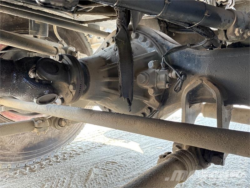 Liebherr LTM1080-1 80 ton 8x6x8 All Terrain Crane رافعات صالحة لكل أنواع الطرق