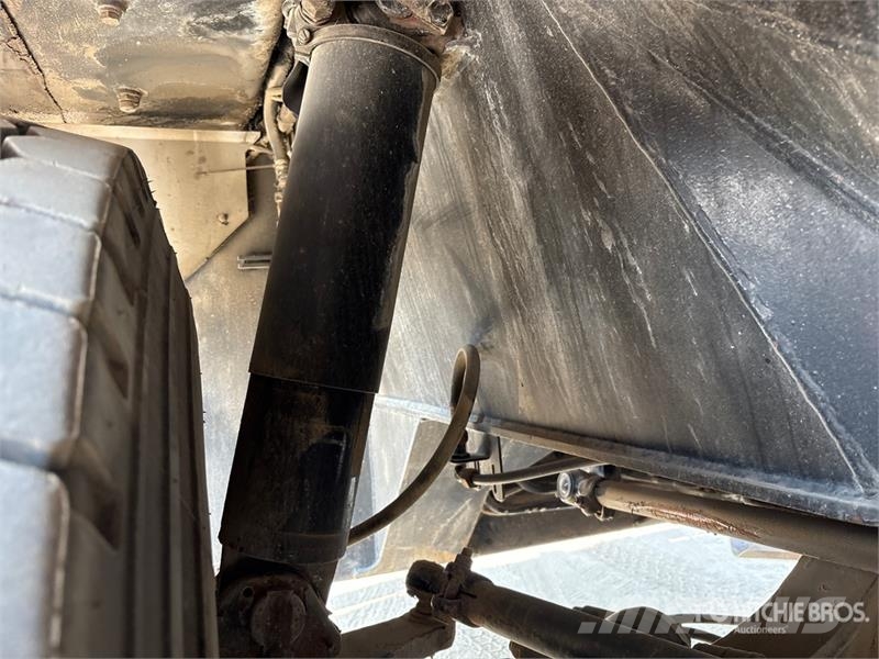 Liebherr LTM1080-1 80 ton 8x6x8 All Terrain Crane رافعات صالحة لكل أنواع الطرق