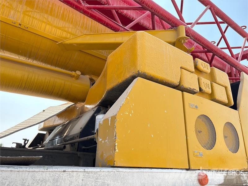 Liebherr LTM1080-1 80 ton 8x6x8 All Terrain Crane رافعات صالحة لكل أنواع الطرق