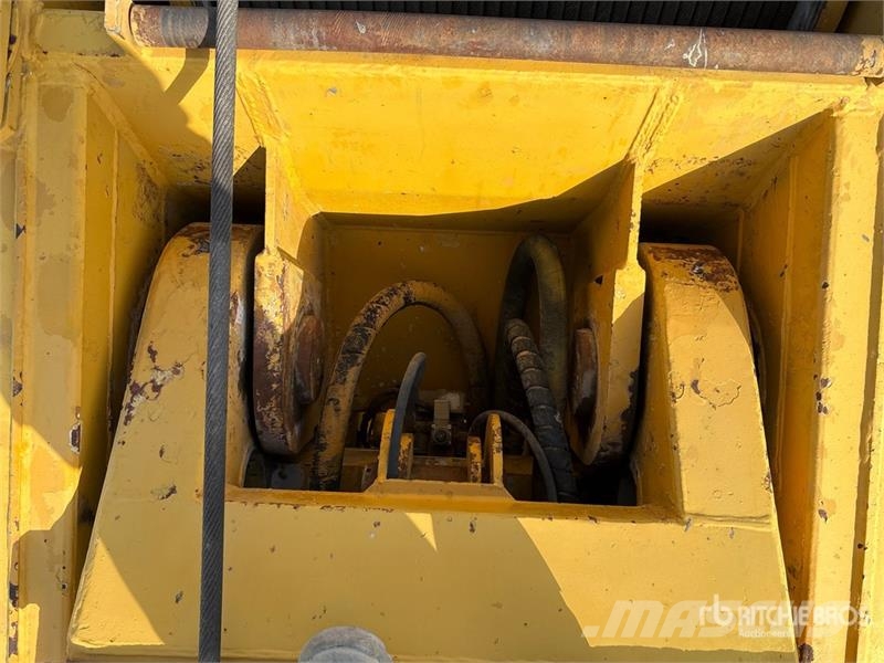 Liebherr LTM1120 Mobiilinosturit