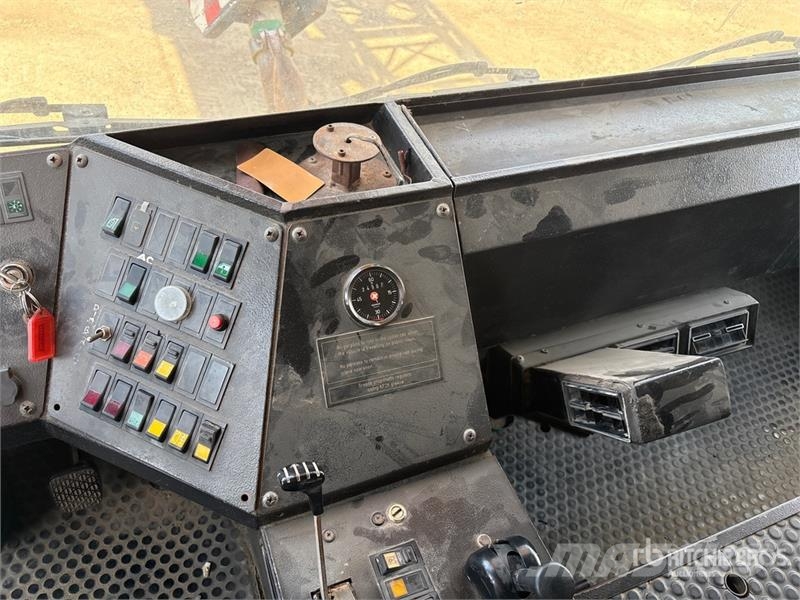 Liebherr LTM1120 Mobiilinosturit