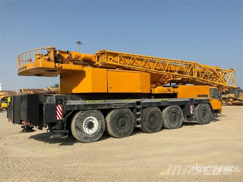 Liebherr LTM1150-1 150 ton 10x8x8 All Terrain Crane رافعات صالحة لكل أنواع الطرق