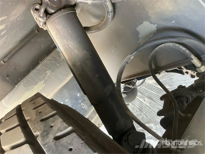 Liebherr LTM1150-1 150 ton 10x8x8 All Terrain Crane رافعات صالحة لكل أنواع الطرق