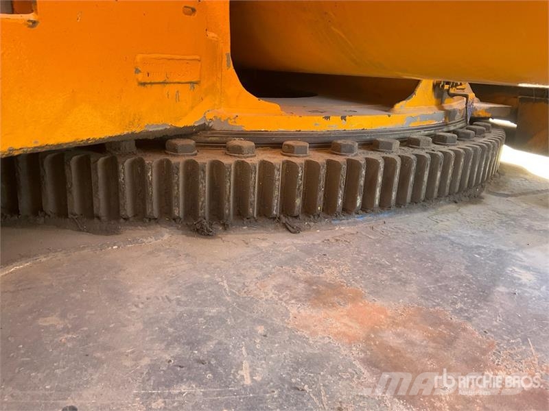 Liebherr LTM1150-1 150 ton 10x8x8 All Terrain Crane رافعات صالحة لكل أنواع الطرق