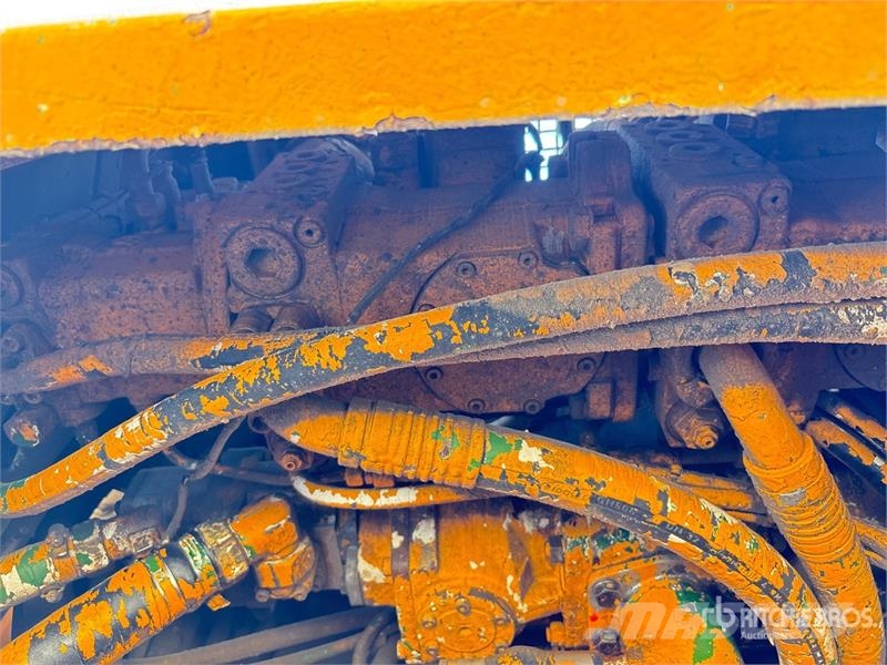 Liebherr LTM1225 225 ton 12x6x10 All Terrain Crane Rabljene dizalice za težak teren