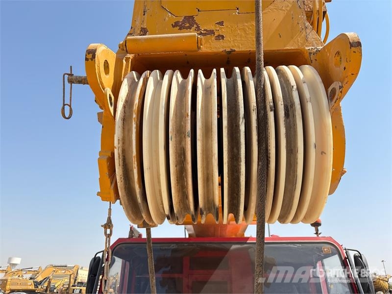 Liebherr LTM1225 225 ton 12x6x10 All Terrain Crane رافعات صالحة لكل أنواع الطرق