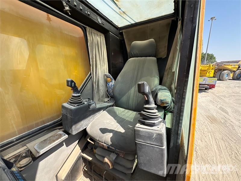 Liebherr LTM1225 225 ton 12x6x10 All Terrain Crane Rabljene dizalice za težak teren