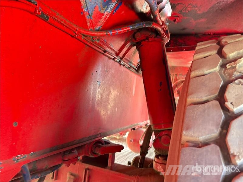 Liebherr LTM1225 225 ton 12x6x10 All Terrain Crane Rabljene dizalice za težak teren