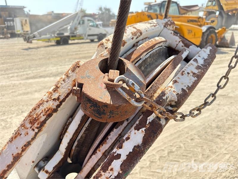 Liebherr LTM1225 225 ton 12x6x10 All Terrain Crane رافعات صالحة لكل أنواع الطرق