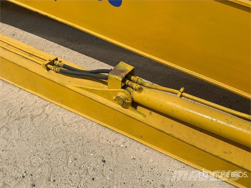 Long Reach Boom w/ Stick - Fits Komatsu PC400 مكونات أخرى