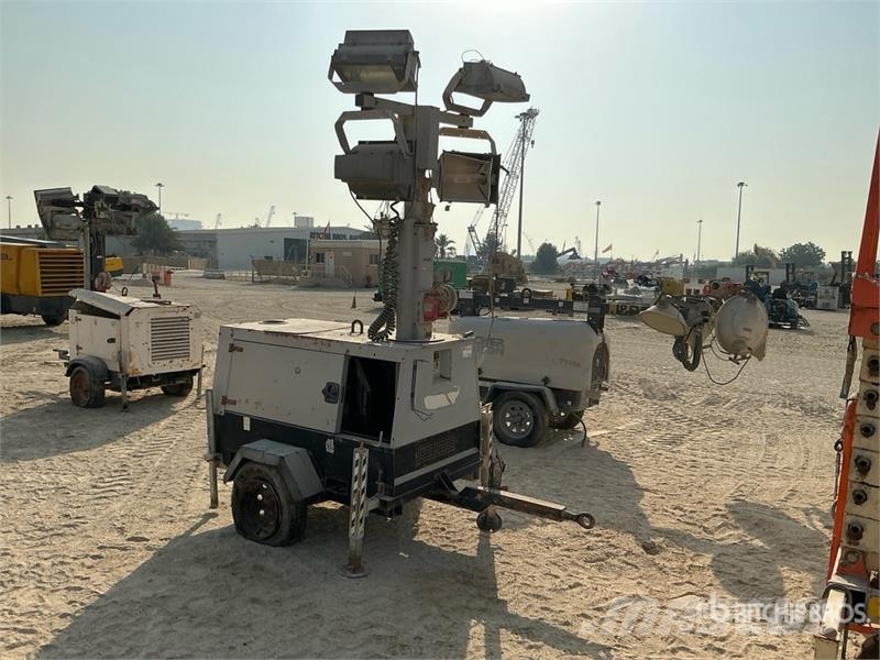  Luxtower Light Tower (Inoperable) أبراج خفيفة