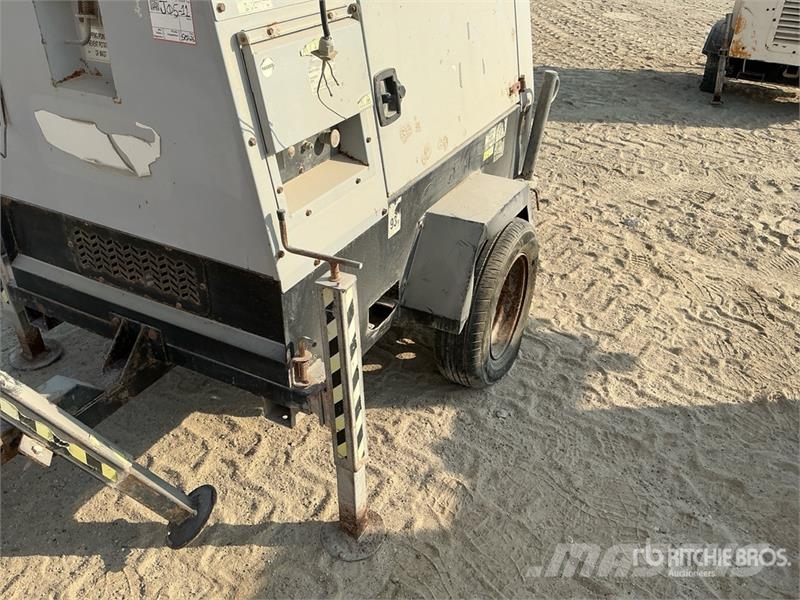  Luxtower Light Tower (Inoperable) أبراج خفيفة